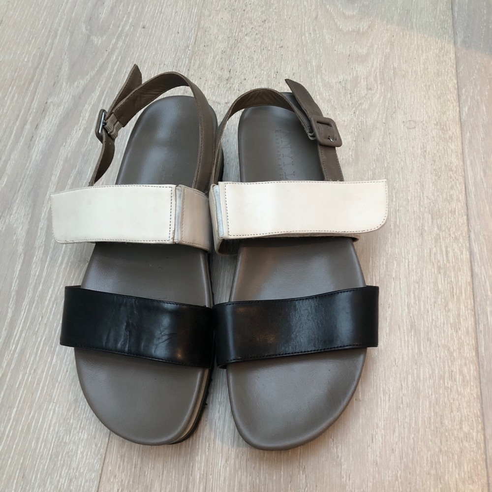 Anyi Lu viva cream platform sandal